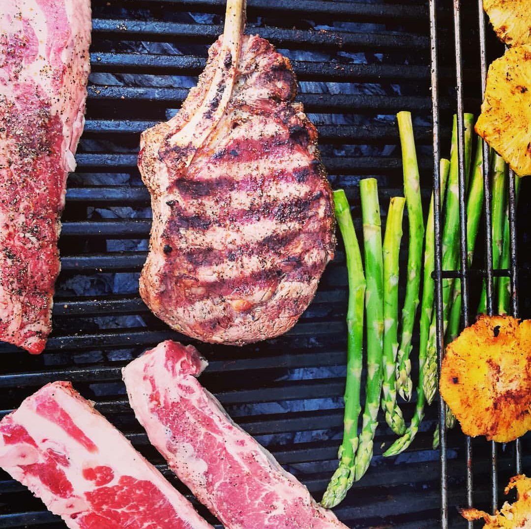 DrrxMex's tweet photo. Nada como una  #carneAsada con los  #amigos #delicia #puebla https://t.co/9cqYsQTtei