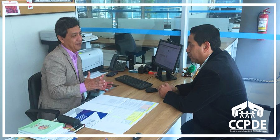 CcpdEsmeraldas's tweet photo. Gracias a la gestión de nuestra secretaría ejecutiva a cargo del Lic. @jorolopi70, se llevó a cabo una reunión de trabajo con @bchicaiza, Delegado de la @OITAmericas. Se revisó la Propuesta de Intervención de Erradicación del #TrabajoInfantil en el cantón #Esmeraldas https://t.co/M5lG4oah8v