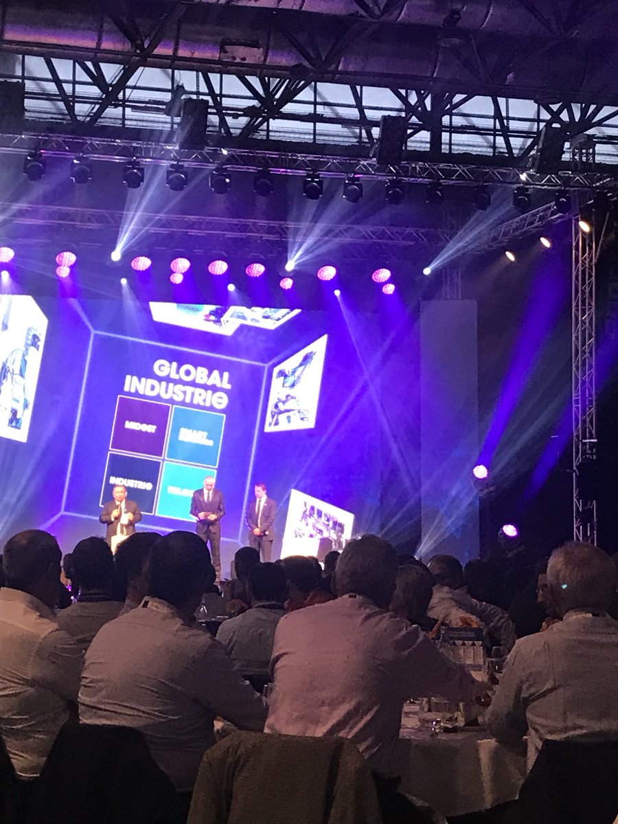 CharlotteHpro's tweet photo. Pour bien terminer cette première journée de salon @giparis2018 #GLOBALIBDUSTRIEAwards @GLevents https://t.co/rkFjhY1Kdx