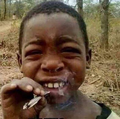 MPHOWEST3's tweet image. Your just hating😩😩😩other people had Tv's when growing up Sesi😅😅