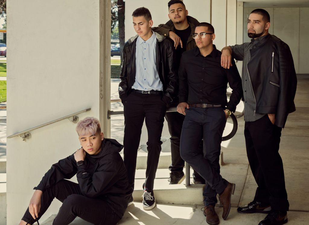ABCBeauty's tweet photo. "The difference between style and fashion is quality"
#Stylist @apnstyledthis 
#Photographer @noahnash
#barbering #barbersla #barberswestcovina #barberlife #haircutting #photoshoot #ABCstudentwork #ABCphotoshoots #ABCcosmetologist #ABCbarbers https://t.co/GjOLS0FXak