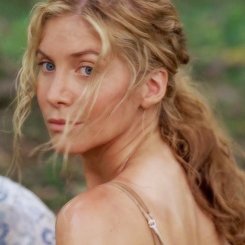 Happy birthday to the woman that played a iconic character Juliet Burke in lost a legend Elizabeth Mitchell 