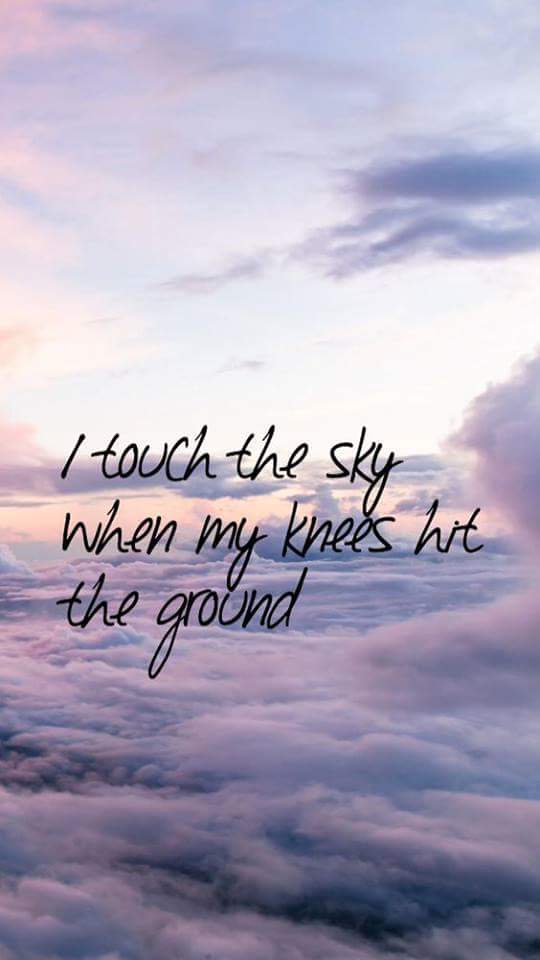 HadassahDoveArt's tweet photo. But they that wait upon the Lord shall renew their strength; they shall mount up with wings as eagles; they shall run, and not be weary; and they shall walk, and not faint. ~Isaiah 40:31
#Soar #RunYourCourse https://t.co/7khvEetLhV