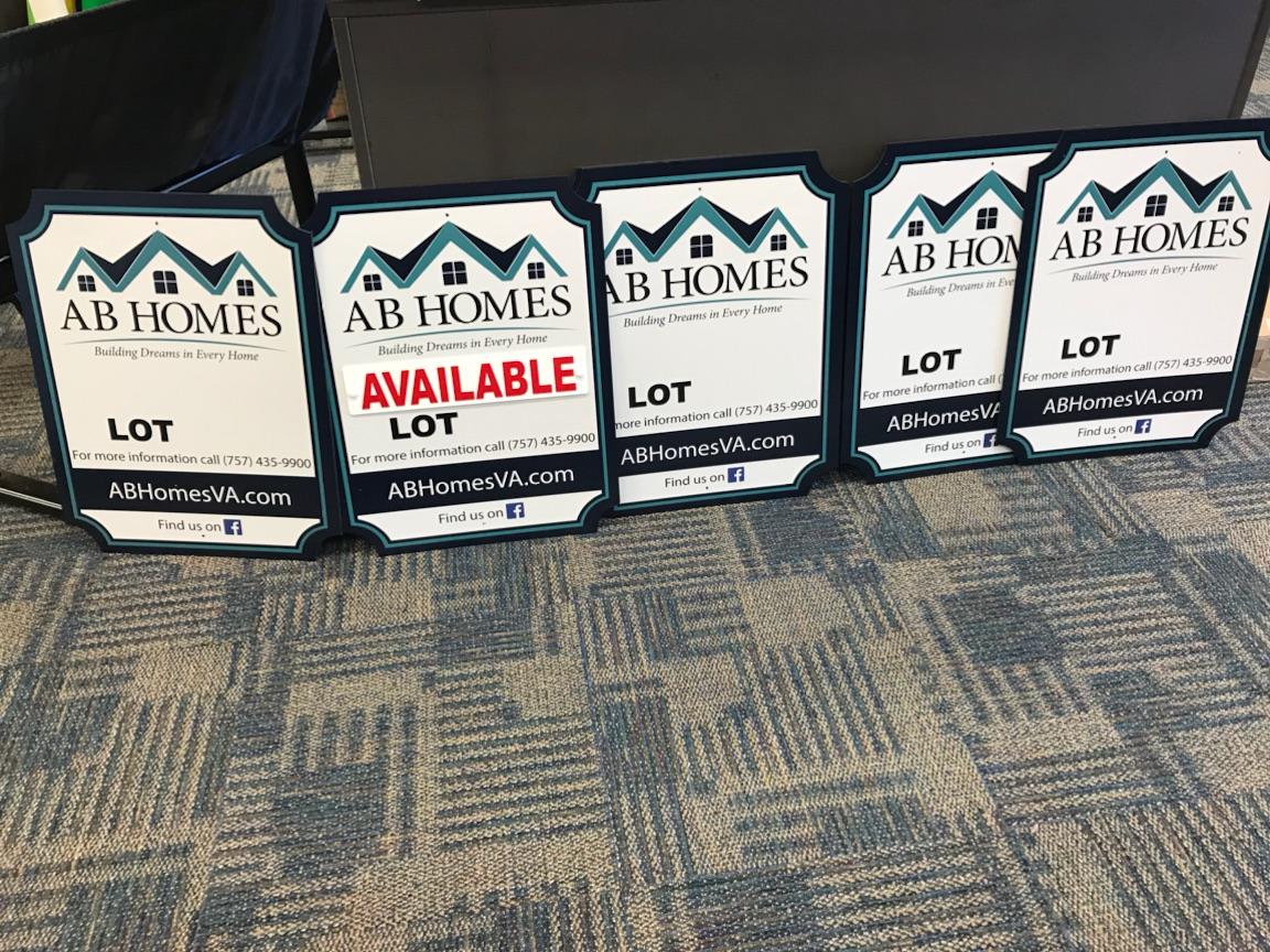 PostNetchesva's tweet image. Yards signs allow the potential clients who pass by to see your work and get your contact info at a cost effective rate. Call 757-549-9000 today to discuss getting your yard signs! #businesssolutioncenter #businesscards #packages #banners #flyers #mailboxes #yardsigns #signs