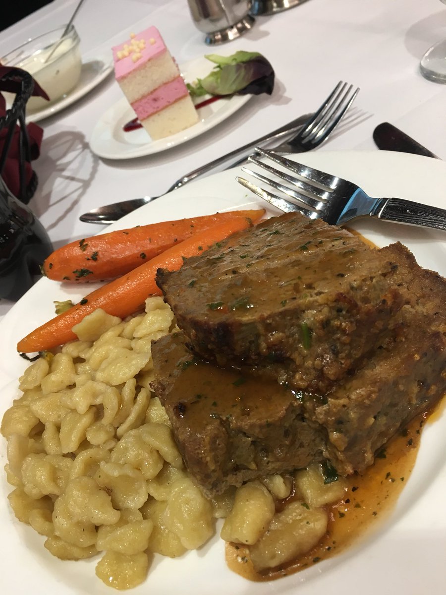 Wonderful luncheon with keynote speaker #JonathanLassiter focused on The State of Black LGBT health. #LGBTQopportunity #lgbtqhealth #OppCon2018