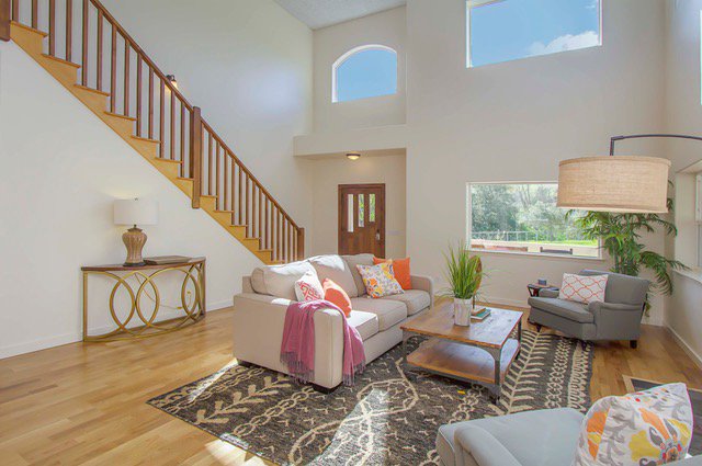 amsirealestate's tweet image. 5B/3Ba home in West Petaluma. Stunning views of surrounding hills. Lots of light and clean architectural lines. Radiant floors, large master suite, updated kitchen &amp;amp; baths, over-sized 2 car garage. Contact Selma Bushell today at sbushell@amsiemail.com or 415-307-6735 #properties