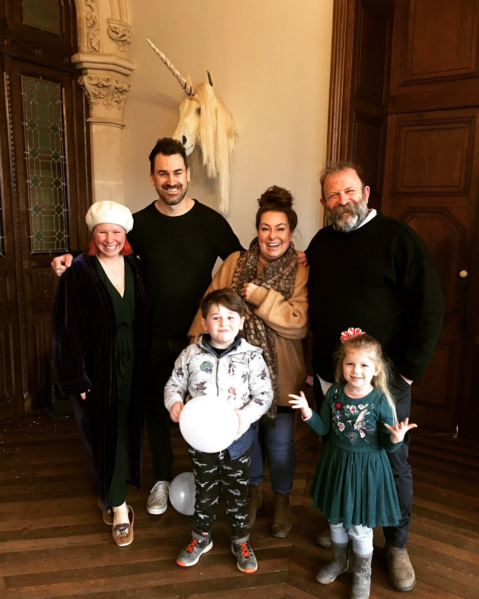 donnalashes's tweet photo. What a weekend with these guys! Inspirational @dickstrawbridge love @ChateauHusson 😍 #france https://t.co/lFiuDXSOVu
