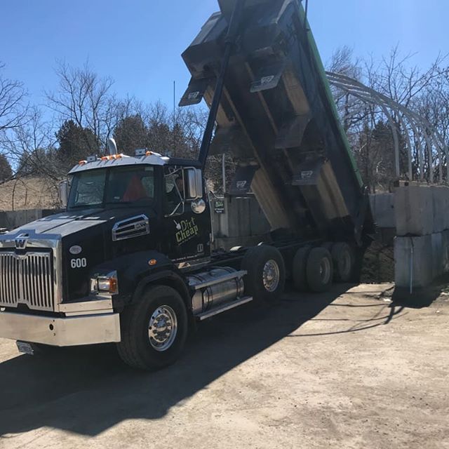 DirtCheapInc's tweet photo. Pssst....we heard that you might need a reminder that spring is coming! We just mixed and loaded of first batch of soil :) visit https://t.co/CHjDvioj72 to book your delivery and to leave the dirty work to us https://t.co/8yS1RdCsSW