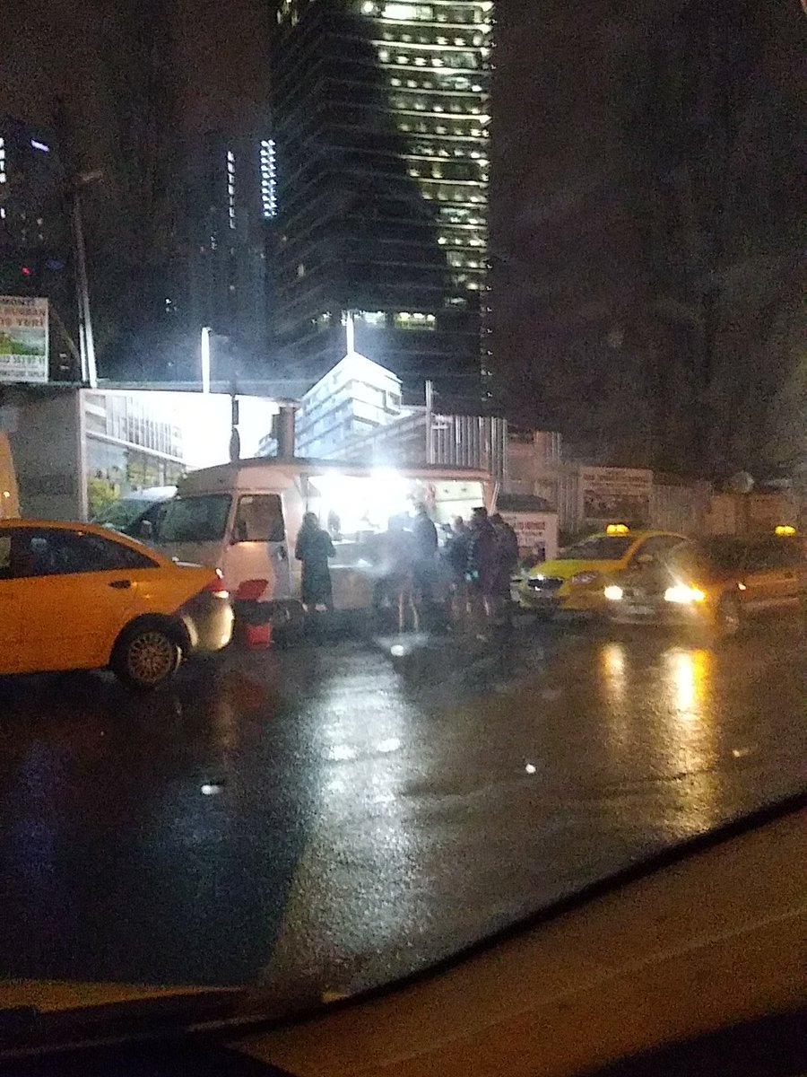 Meshurrr bomonti köftecisi :))