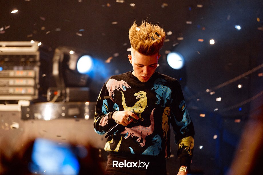 AlljFans's tweet image. ЭЛДЖЕЙ УХОДИТ СО СЦЕНЫ?

В средствах массовой информации стали появляться слухи о том, что Элджей – один из самых современных хип-хоп исполнителей, принял решение об уходе со сцены. И это 100% правда. Но с двумя очень важными поправками: во-первых… eldzhej.ru/jeldzhej-uhodi…