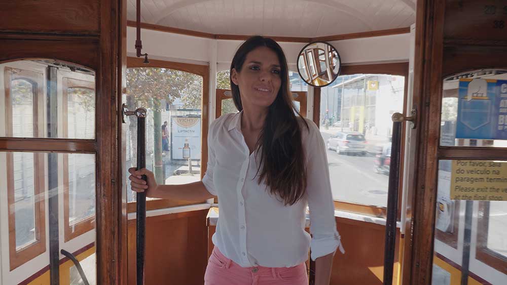 Cuca Roseta shows her favourite spots in her hometown of Lisbon dlvr.it/QMZKpQ