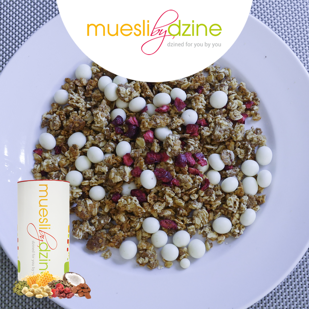 mueslibydzine's tweet photo. Make that EXECUTIVE decision.The Executive is our crunchy decadence with a luxurious twist which contains white chocolate coated coffee beans with freeze dried sour cherries, order this first class selection muesli mix now!   https://t.co/80TvBCNs89 https://t.co/S9k7C7HdAB