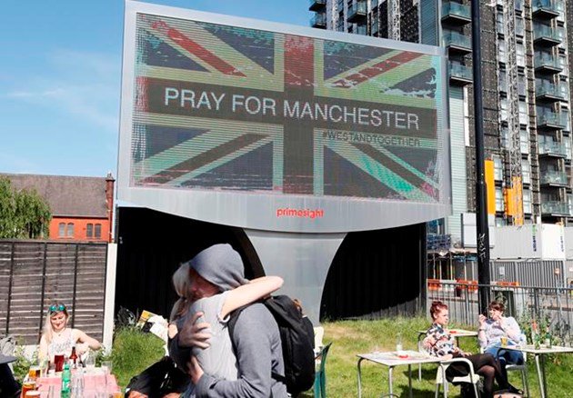 Manchester attack report: Confusion kept firefighters away  ottawamatters.com/world-news/man… https://t.co/LiSdpDvDOD