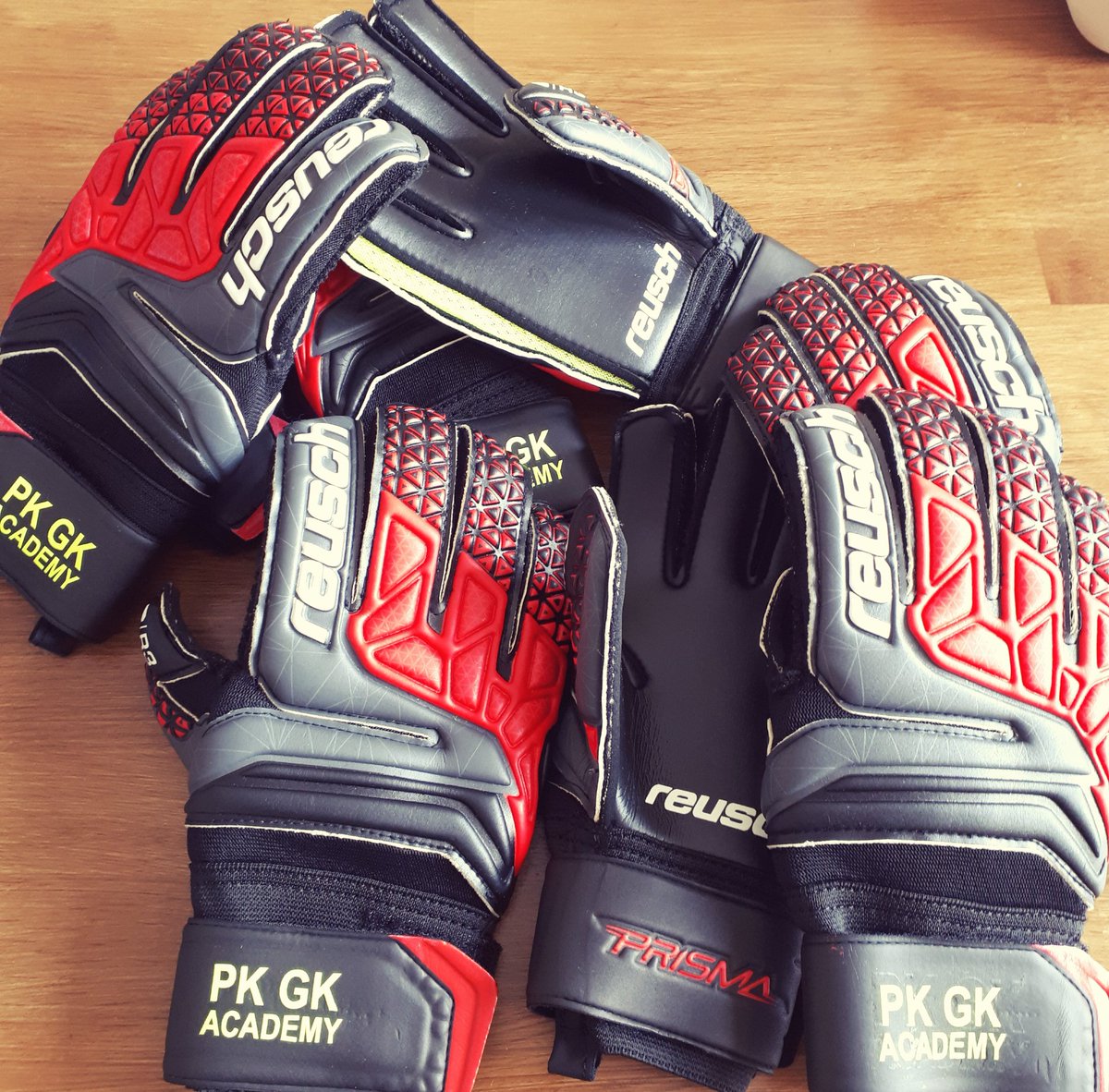 PK GK Academy (@pkgkacademy) on Twitter photo 🔥🔥🔥🔥🔥🔥🔥🔥🔥🔥🔥🔥🔥
Together with <a href="/ReuschIreland/">Reusch Ireland</a>, #PKGKAcademy now stocking limited supply of Reusch Prisma Prime R3 Gloves in Junior sizes
The perfect combo of durability & grip with quality latex,these are ideal for Junior GKs
Get in touch to secure pair for just €36 🔥🔥🔥🔥🔥🔥🔥🔥🔥🔥🔥🔥🔥
Together with <a href="/ReuschIreland/">Reusch Ireland</a>, #PKGKAcademy now stocking limited supply of Reusch Prisma Prime R3 Gloves in Junior sizes
The perfect combo of durability & grip with quality latex,these are ideal for Junior GKs
Get in touch to secure pair for just €36