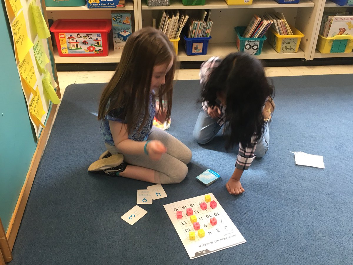 WOSnews's tweet image. @GuntherArthur and #mshillWOS’ class play five in a row with three cards to to strengthen math fluency and strategy skills