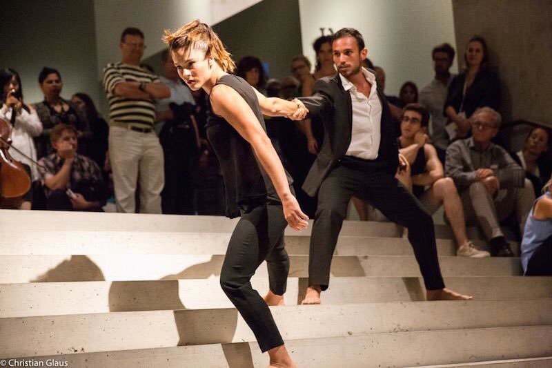 Giovedì 3 maggio 2018 (19.30-20.00 / 21.00-21.30) il Museo d’arte di #Mendrisio ospita #Happening, uno spettacolo in cui danzatori e violoncellista, coadiuvati dal giovane e talentuoso coreografo Nunzio Impellizzeri, creano ogni volta una coreografia diversa e unica! #ticino