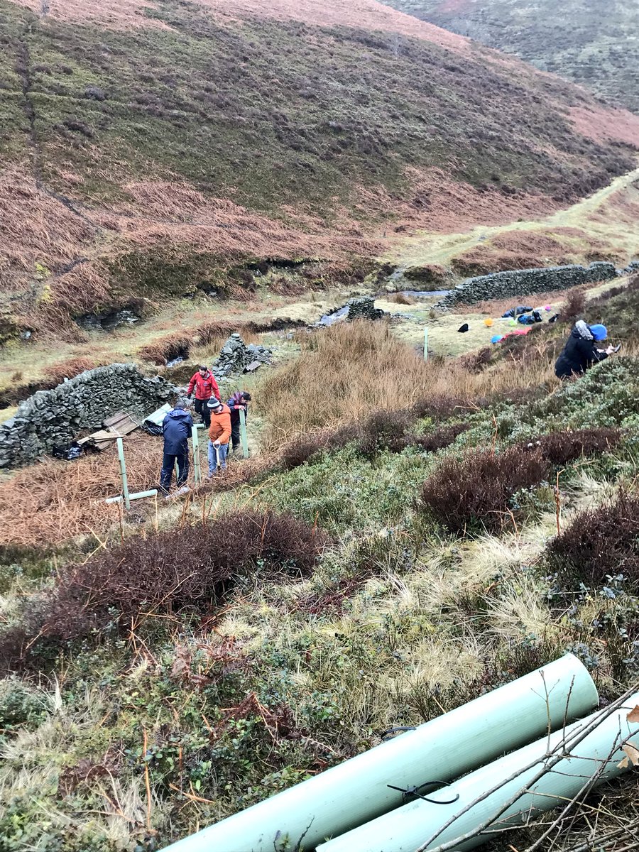 RTNSheffield's tweet photo. Brilliant day with The National Trust , In some of the most beautiful countryside England has to offer . Recovery Through Nature ! . @PhoenixFutures1 @Phoenix_Scot @RtN_Scotland @PFDerbyshire @cc0161 https://t.co/zZX5ICpVb7