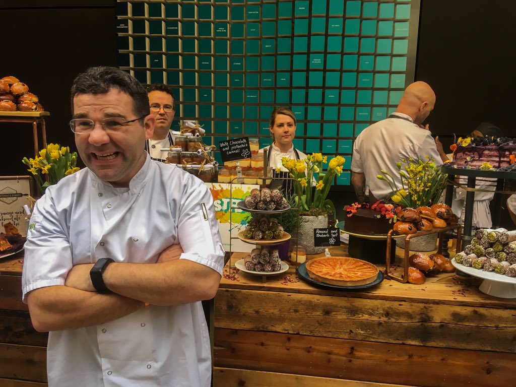 Karol Mart Penteado tweet media