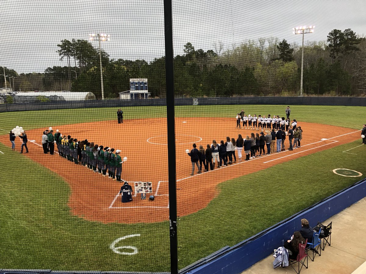 GoBlythewood's tweet photo. Blythewood &amp; Spring Valley softball teams join former Blythewood players and coaches to remember and honor Bengal alum Sydney Burnsed before tonight’s game. @Bwood_Softball https://t.co/Sr042AYtmL