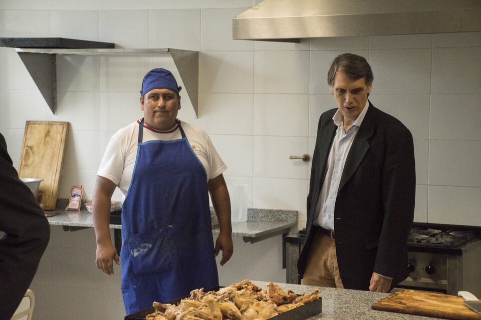 En Barrio Juan Calchaqui inauguramos las obras de refacción integral de la Escuela 409 “Independencia Nacional”. Toda la comunidad educativa, feliz!!!