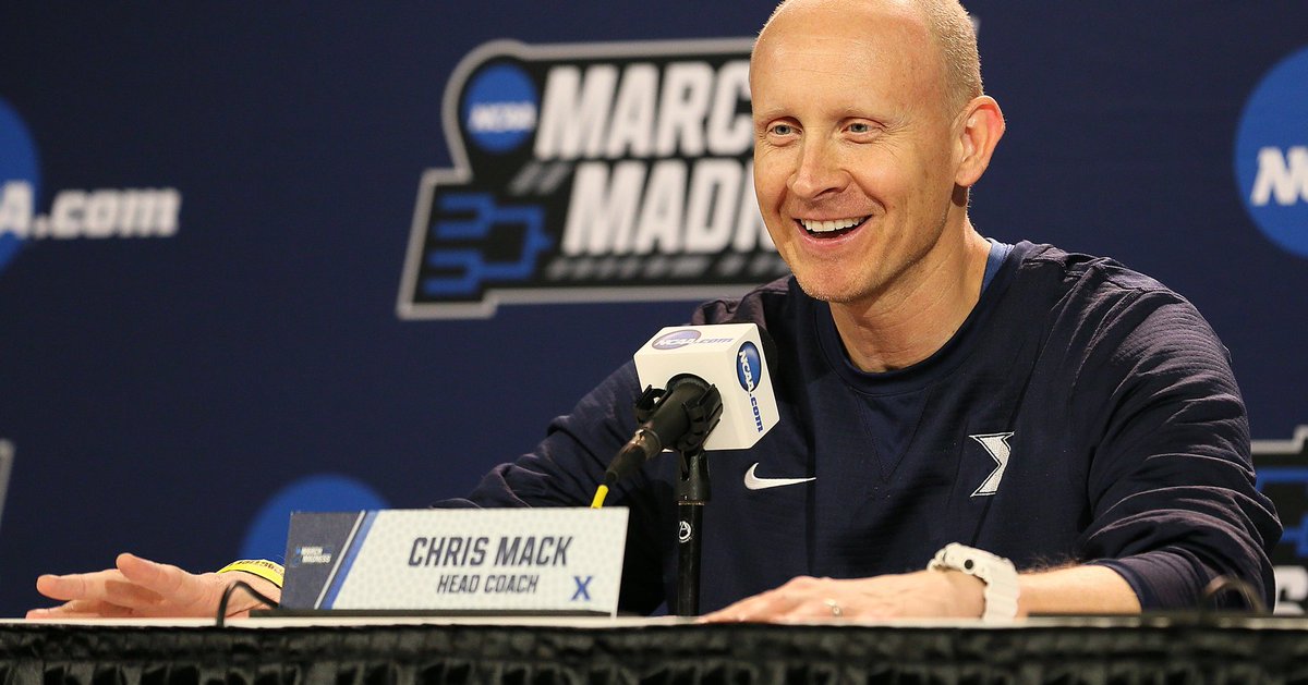 ONtracapp's tweet photo. Xavier men’s basketball coach Chris Mack has reportedly agreed to a 7-year deal with Louisville for the same position. He had been Xavier’s head coach since 2009. #basketball #hoops #xavier #louisville #chris #mack #ncaa #marchmadness #ncaatournament #cardinals #musketeers https://t.co/1jnIwFSH3a