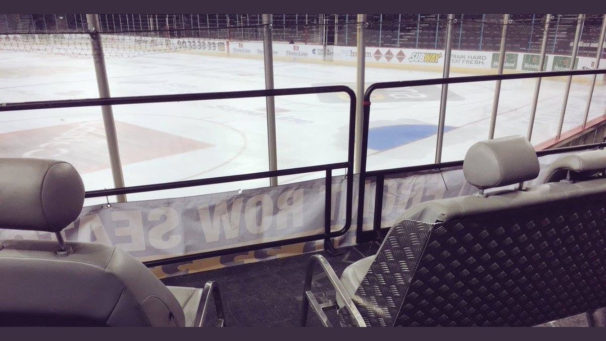 fonaCAB (@fonacabbelfast) on Twitter photo <a href="/BelfastGiants/">Belfast Giants</a> last game of the season at the SSE Arena & we have our very own #fonacabfrontrow seats up for grabs. To be in with a chance of winning them on Friday night, RT, use the hashtag & make sure your follow fonaCAB on twitter. Winner announced on Thursday. Good luck <a href="/BelfastGiants/">Belfast Giants</a> last game of the season at the SSE Arena & we have our very own #fonacabfrontrow seats up for grabs. To be in with a chance of winning them on Friday night, RT, use the hashtag & make sure your follow fonaCAB on twitter. Winner announced on Thursday. Good luck
