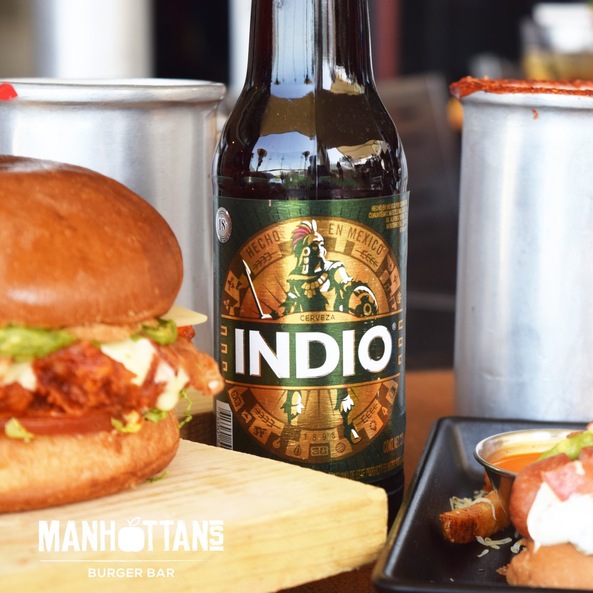 manhattansmx's tweet photo. Recuerda que todo el día, la cerveza nacional a $18 pesitos.

Válido de Lunes a Jueves, no valido en cerveza artesanal. No valido con otras promociones. Aplican restricciones. https://t.co/JwbcF6wS1v