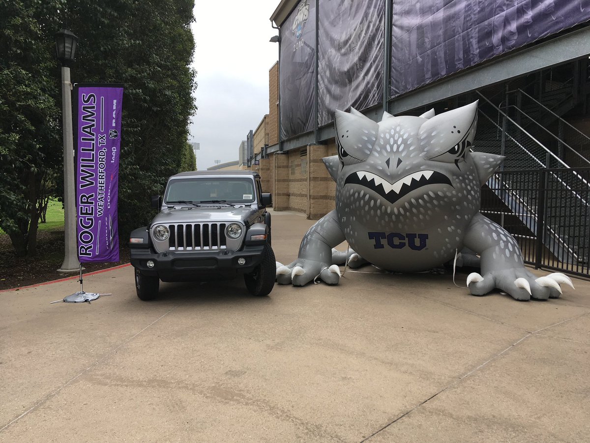 scapromo's tweet photo. .@TCU_Baseball sponsor @RogerW_CDJR hosting boot toss promotion this season at #TCU home games. During 4 home games a fan will be randomly selected to participate & a successful toss will result in a new #JeepWrangler valued at $40K! #boottoss #baseballpromotions #prizecoverage https://t.co/a6clEr3wZN