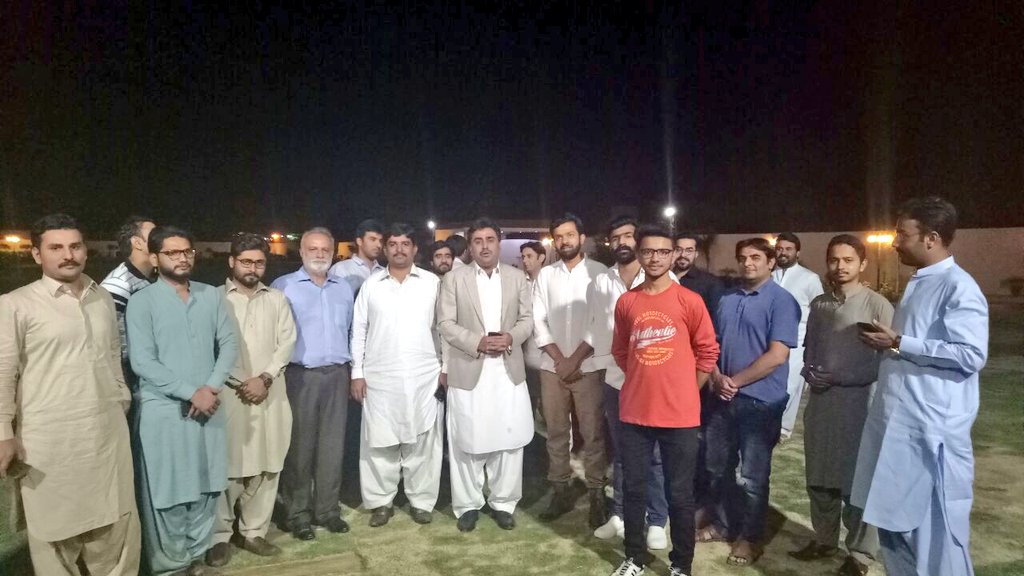 ZuaidJunejo1's tweet image. #Hyderabad | Had a great gathering with our beloved young MPA Minister #LocalGovtSindh brother @jamkhanshoro &amp;amp; his brother #PPP young leader @bilalshoro376 at there residence.