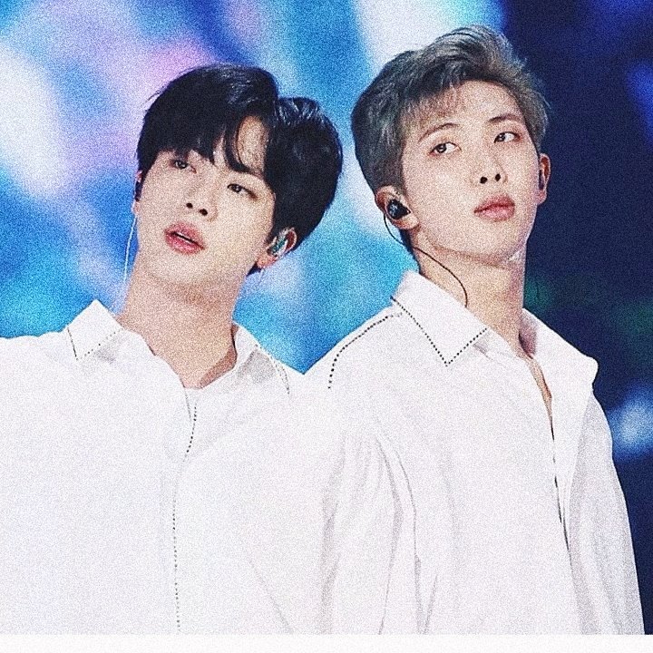 xhoshik's tweet photo. Ok but I love my @ now
@BTS_twt #THOSFansBTS26M https://t.co/FBwSY6cDxe