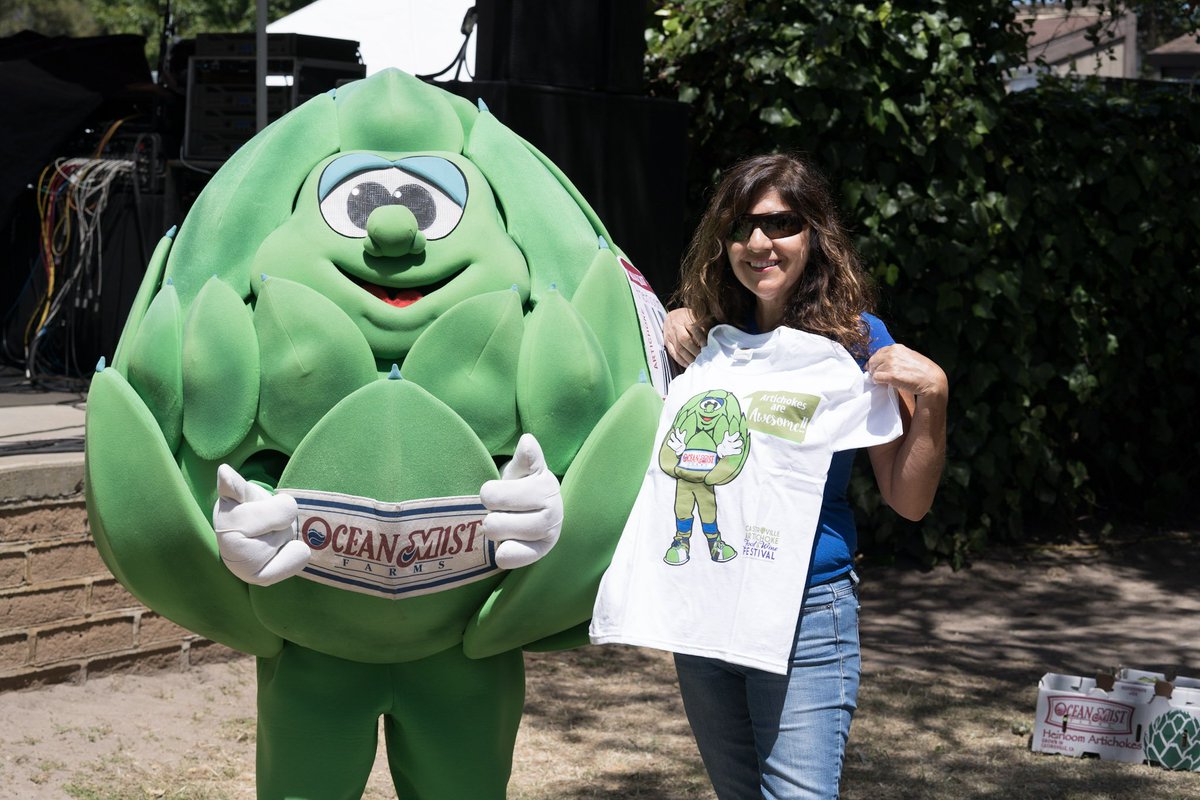 SeeMonterey's tweet photo. Get Ready for the Artichoke Festival at the @montereyfair June 2-3, 2018 https://t.co/hhtQ8hVnqF @ArtiFest https://t.co/I44mhbaqwp
