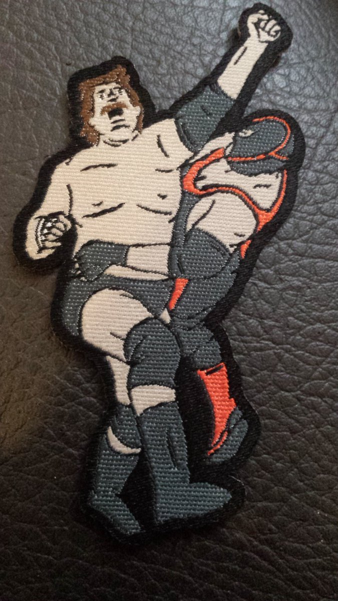 MechaShotei's tweet photo. Patches are now available individually at https://t.co/wB12DToivT for anyone not picking up the shirt deal.

So happy with the job @madebycooper have done with @ExtraCooler artwork. https://t.co/TbhXCLHIEX