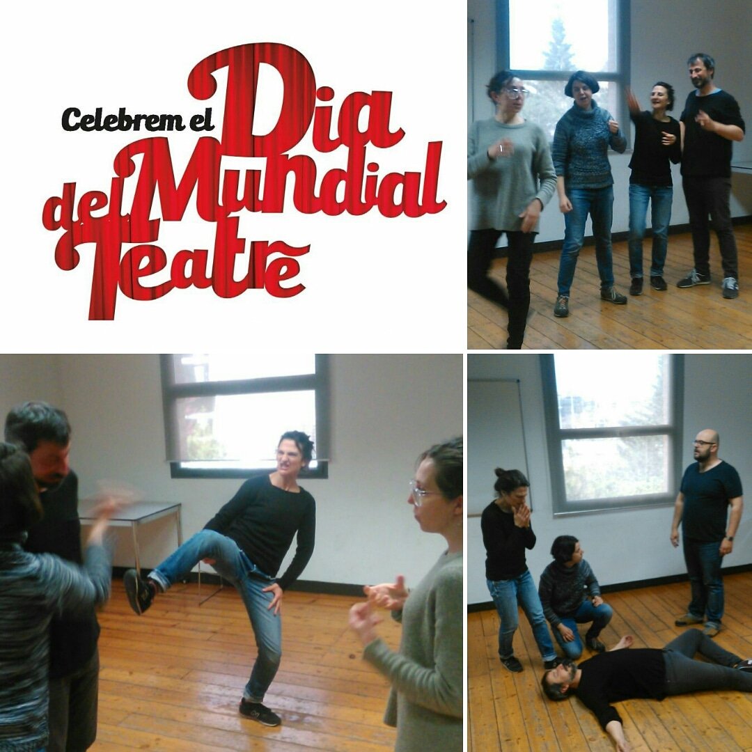 ImproBarcelona's tweet photo. Entrenant, com des de fa moolts anys, avui pel @festivalcomic Per molts anys més, Feliç #DiaMundialdelTeatre https://t.co/lycmHgkRtl