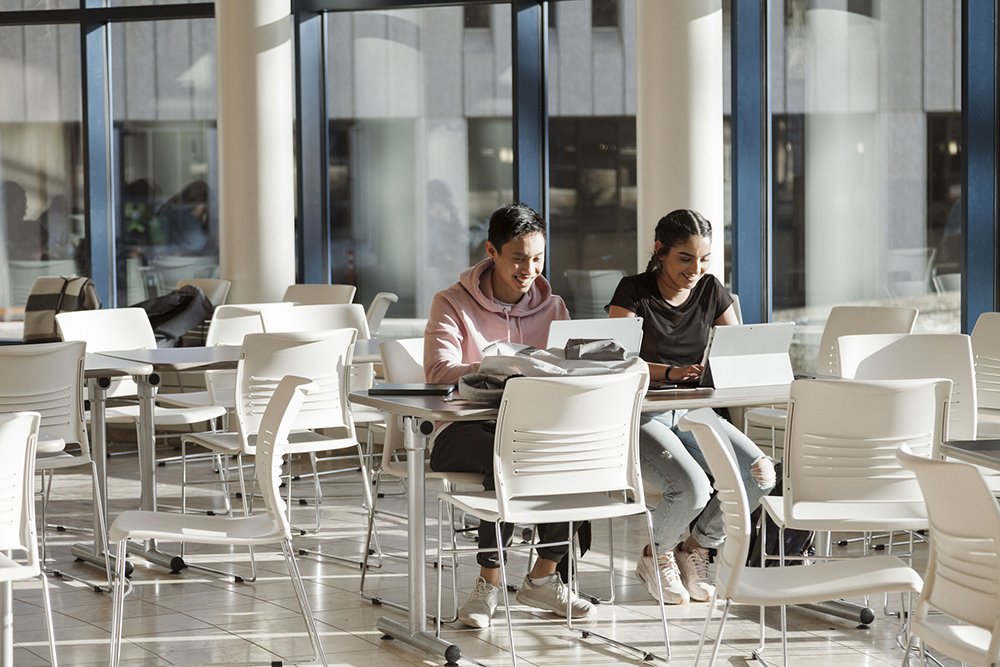 usask's tweet photo. Attn #Usask students: It’s not too early to start thinking about applying for scholarships. https://t.co/k3ow3mm2KN https://t.co/XXkYisztD7