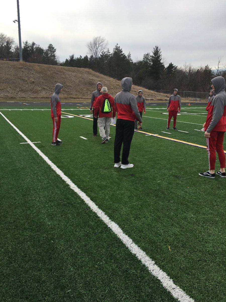 Kuemper_Track's tweet photo. Coach H leading the troops. https://t.co/Qpt28yFhzK