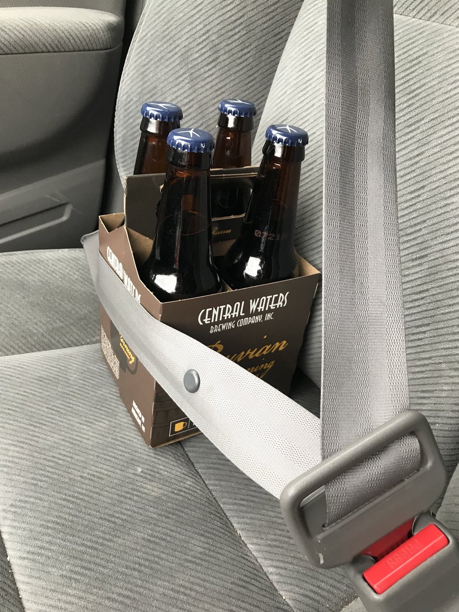 NatePabst's tweet photo. Well, it looks like my evening just got a lot tastier! @CWBrewing #PeruvianMorning https://t.co/v29rppCLPd
