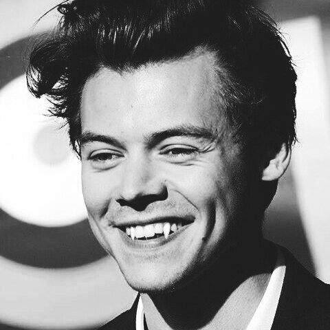 Es mucho más difícil juzgarse a sí mismo que a los demás. Si logras juzgarte a ti mismo bien, eres un verdadero sabio.