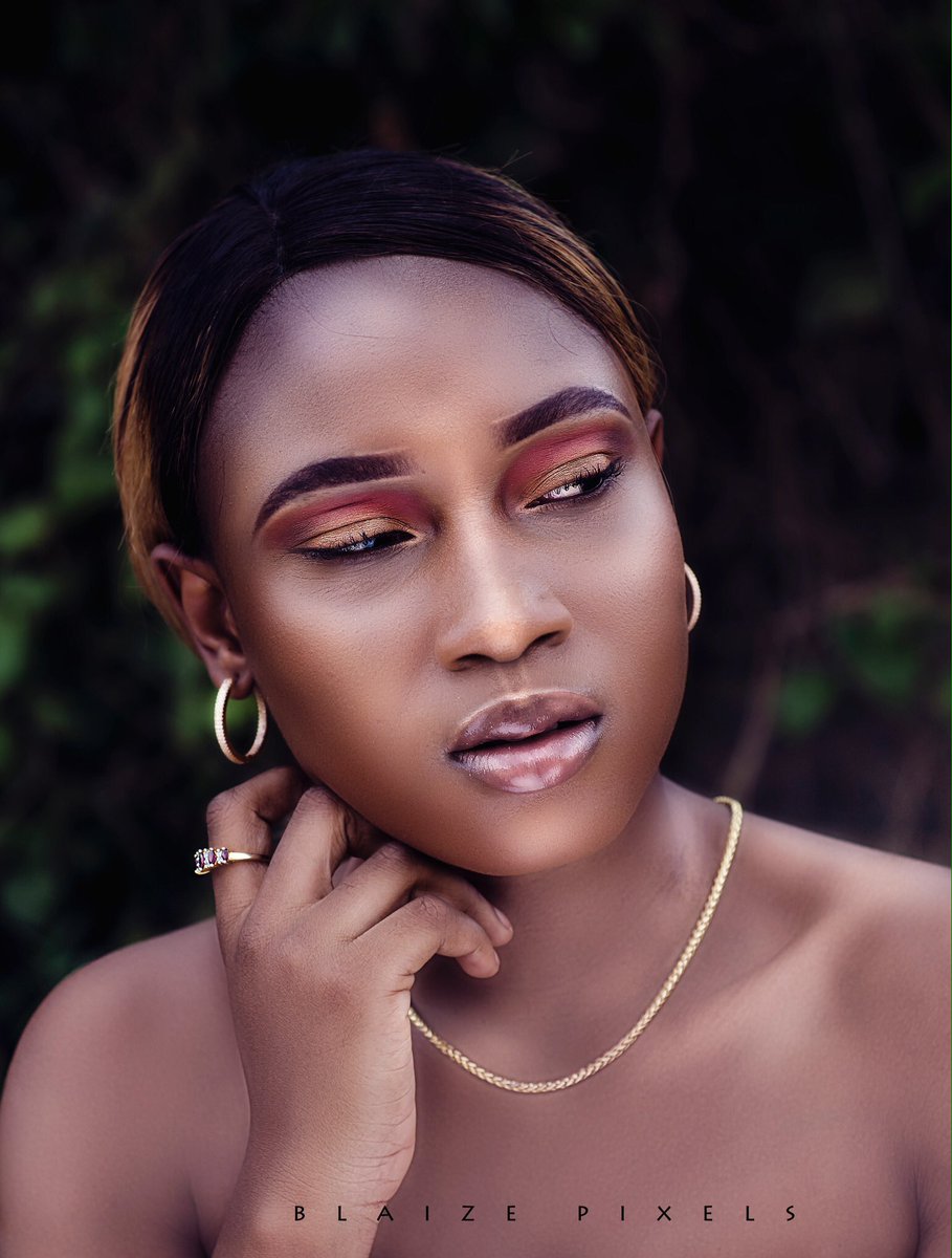 olatunde_blaize's tweet photo. OUTDOOR SERIES - Chapter 3 (Natural light + Amateur photographer) #LagosPhotographer #Nikon #NigerianCreatives #LifeOfBlaize #BLAIZEPIXELS18 #IlorinPhotographer
Kindly RT https://t.co/XjeGRPiYbA