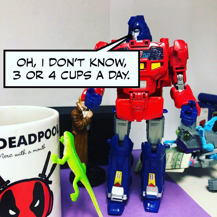 MyAHoleOM's tweet photo. Orion Pax is not good with confrontation.
#orionpax #transformers #sawback @robotswithcoffee #coffee #officelife #sportsball #toylife #autobots #poweroftheprimes #titansreturn #titanmaster https://t.co/YUfHqOtu3r