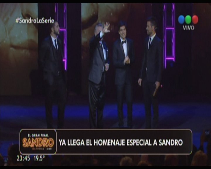 Impecable "MAESTRO" fue un placer conocerlo 👏👏👏<a href="/AntonioGrimau/">Antonio Grimau</a> #SandroLaSerie