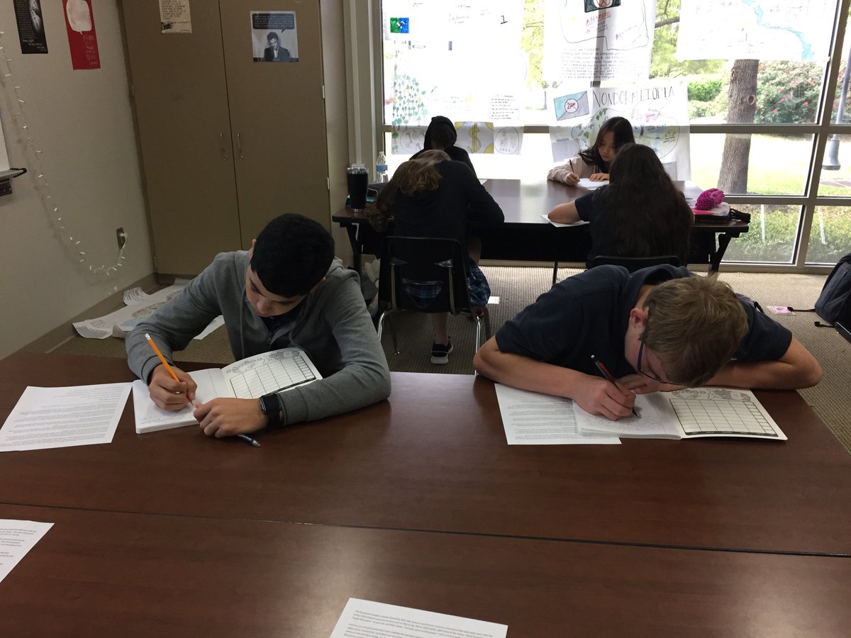 mepesek's tweet image. Make your classroom relevant, &amp;amp; Ss will engage. Read two editorials (written this week) aloud , &amp;amp; told them to respond. All (even my reluctant writers) engaged. Tomorrow, we will look at them again to analyze craft. #mrspesekteaches #engchat #aplitchat #ncte