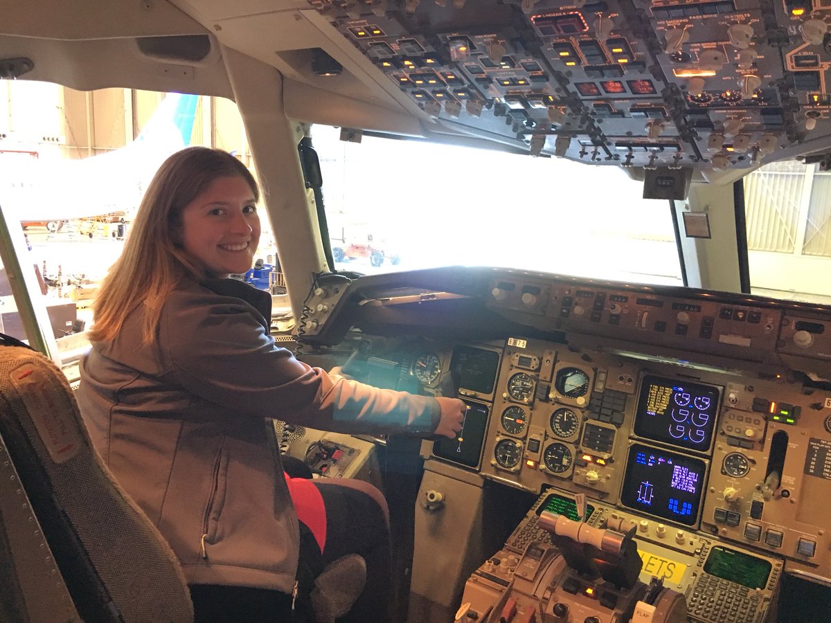 CaitlinCofiell's tweet photo. Spending the day with #UAL #TechOps #767 #PW4000-94 #ProgramsRock #WeArePW #LoveMyJob https://t.co/ReizOSiJB3