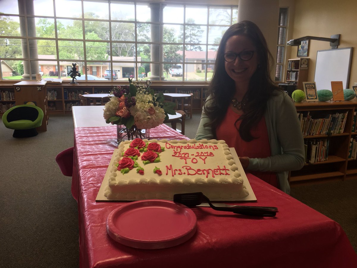 Sarah Cureton tweet media