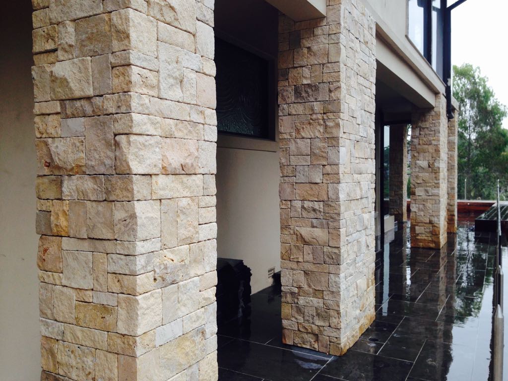 CwtStone's tweet photo. Our project in Sylvania Waters, Natural Stone Cladding.
#CWTStone #NaturalStoneCladding #SylvaniaWaters #CWTStoneProjects #Projects #WorkingHard #ExteriorStoneCladding #StoneDesign #HomeDesign #Instahome #Instastyle https://t.co/QRjDAiClf1