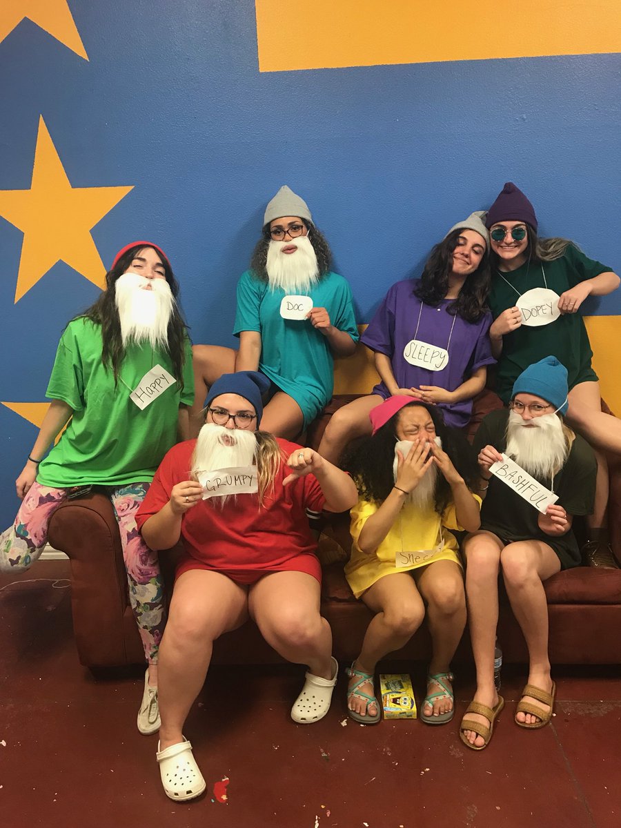 unt_cfsl's tweet photo. Retweet for Team 3! https://t.co/DIINfRZzJ0