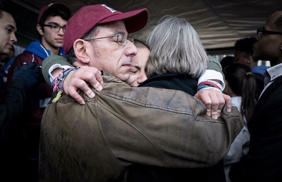 tizzywoman's tweet photo. @Emma4Change  is embraced by her parents after giving her speech at  #MarchForOurLives. Let’s not forget that she’s a child! To the scum that troll her, F-U.
Baby girl, #TheResistance has your back. https://t.co/KfcZnzvfEg
