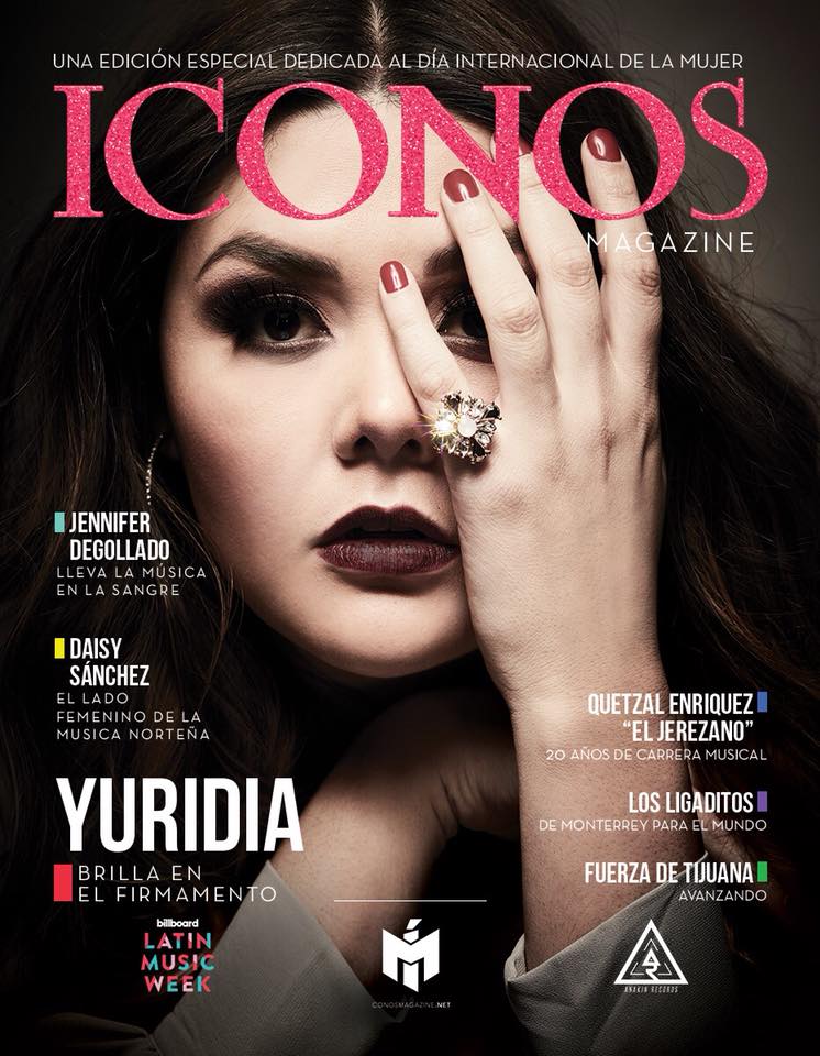ICONOSMAG's tweet photo. @yuritaflowers brilla en el firmamento de la portada de #ICONOSMagazine! ¡Una edición dedicada al mes internacional de la mujer! 💗💗💗💗💗 para ver la entrevista completa click >https://t.co/vkxrPjklUq #Yurida #YoSoyIconos #ICONOS #GirlPower #MujeresenLaMusica @The3Collective https://t.co/01Cl3pRUu7