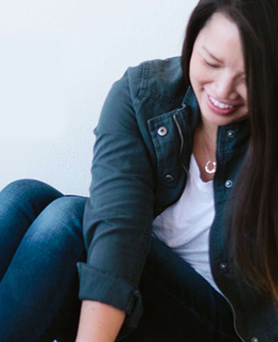 HelloMinted's tweet image. As part of our 10-year anniversary celebrations, we invited two Minted artists (a 10-year veteran and a 10-month newcomer) with similar—and yet, distinctly different—paths to interview one another. 
Read more → bit.ly/2GBpxge