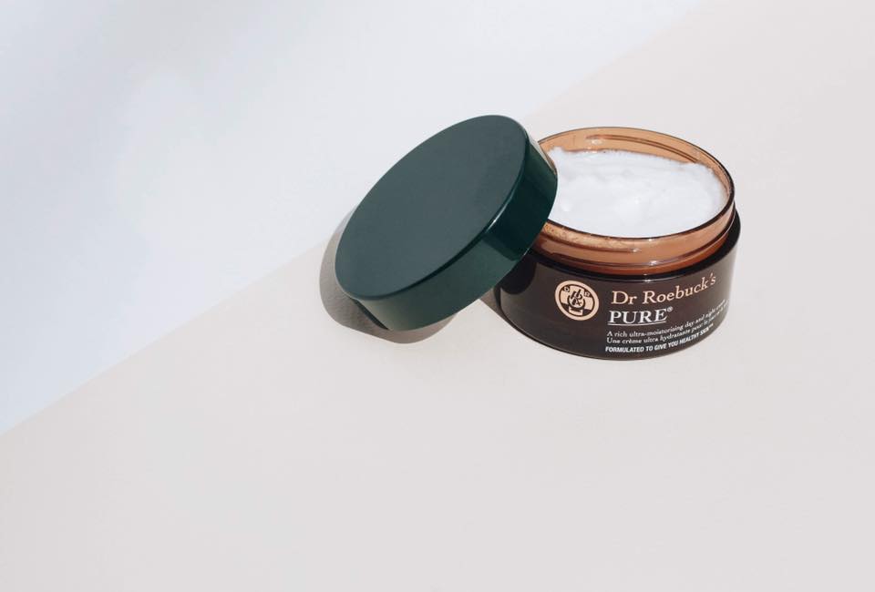 Whether you were on cross-country flight or spent all day in the sun, sometimes your skin just needs a little extra love. Get your glow back with our ultra hydrating healing crème. #GlowTheAussieWay