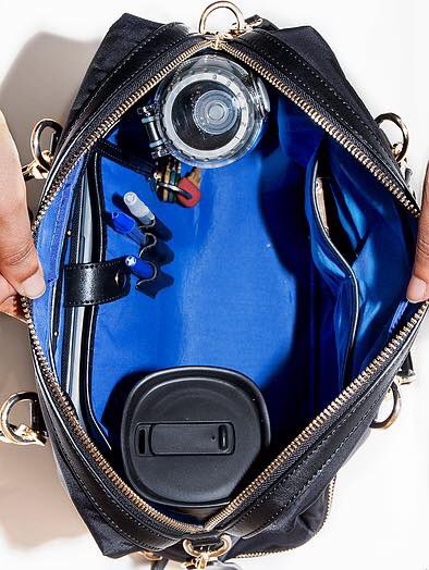 WorkinGurlCo's tweet photo. I try to keep my #workbag as organized as possible (it doesn’t always work out that way though).😉 That way I can grab what I need in a hurry. What’s in the inside of your #bag look like? #workingwoman #workingmom #busylife #handbags #inmybag https://t.co/opbBBexErp